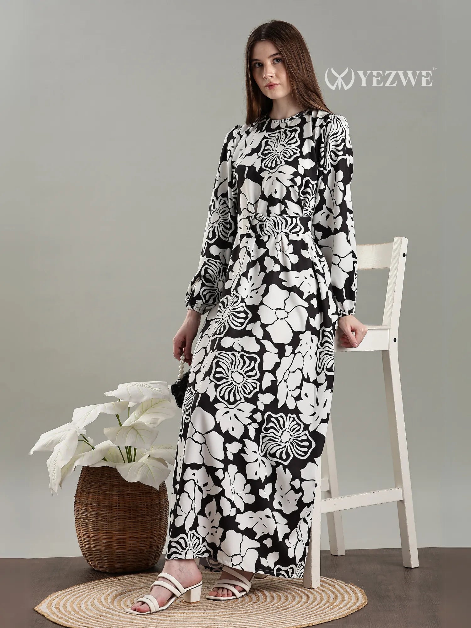 YEZWE Monochrome Bloom Belted Modest black And White Maxi Dress