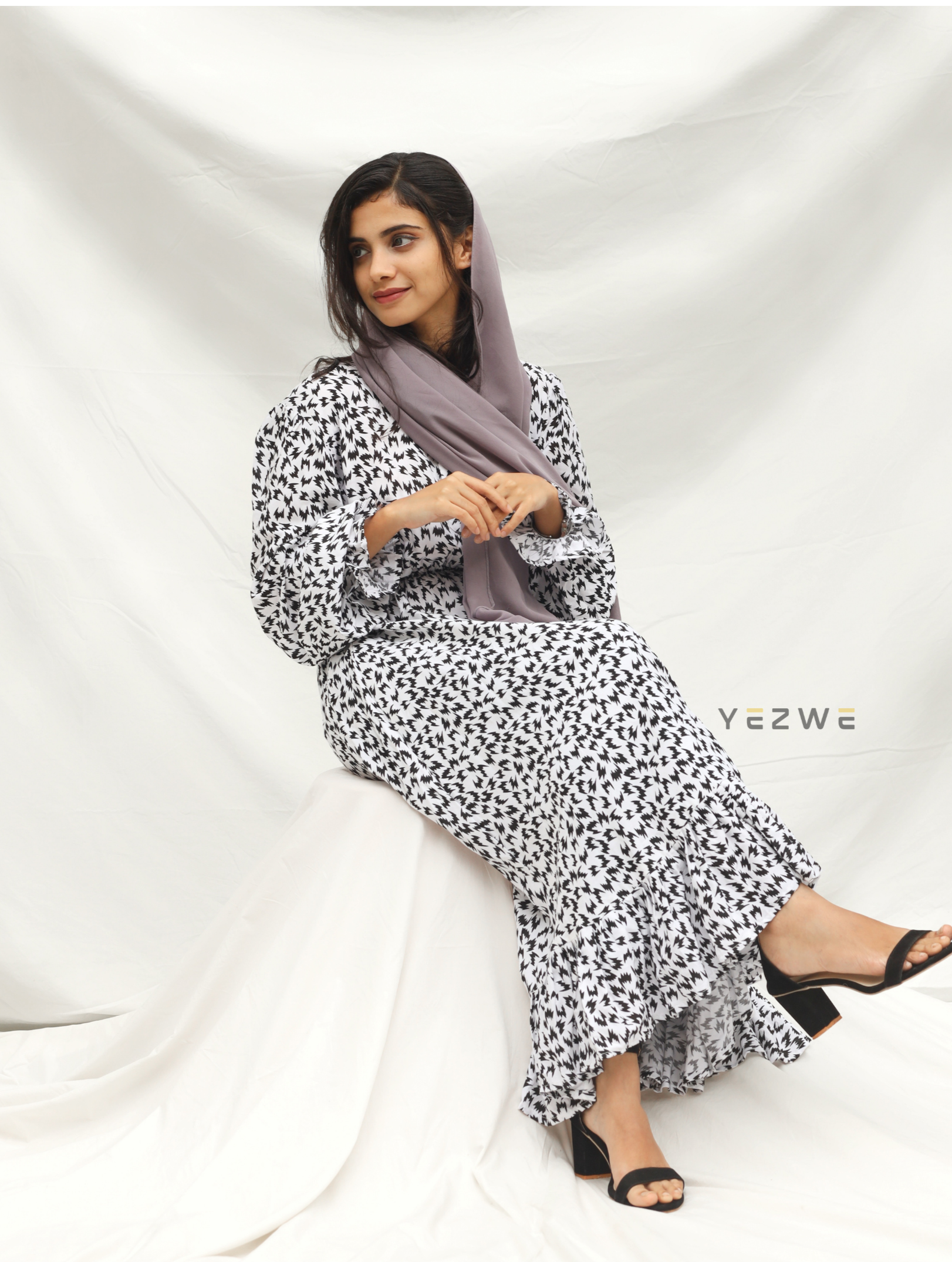 Yezwe Black And White Small Animal Print Maxi Dress - Modest Wear