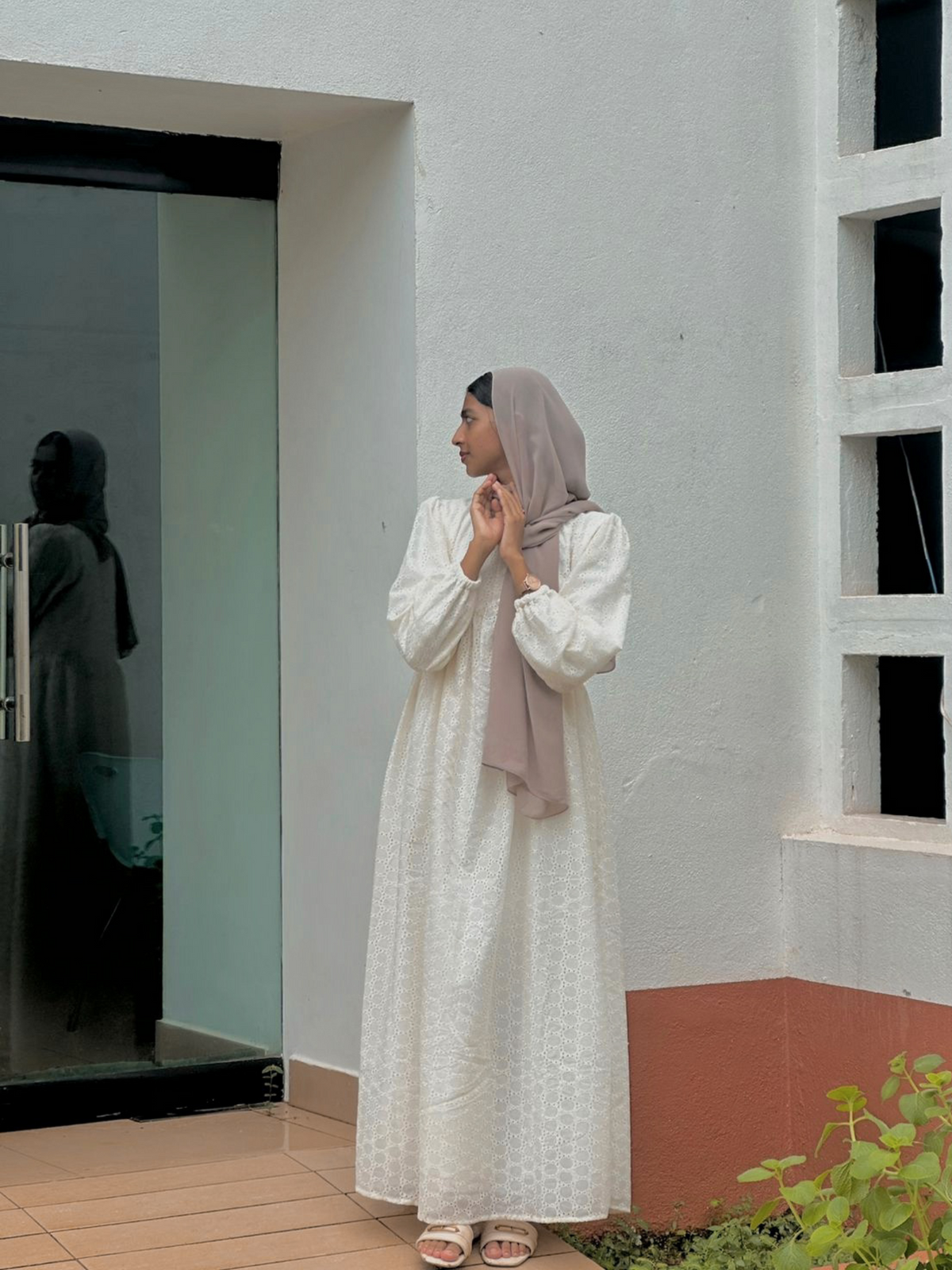 Yezwe Hakoba Off White Maxi Dress with Aliya Cut - Modest Wear