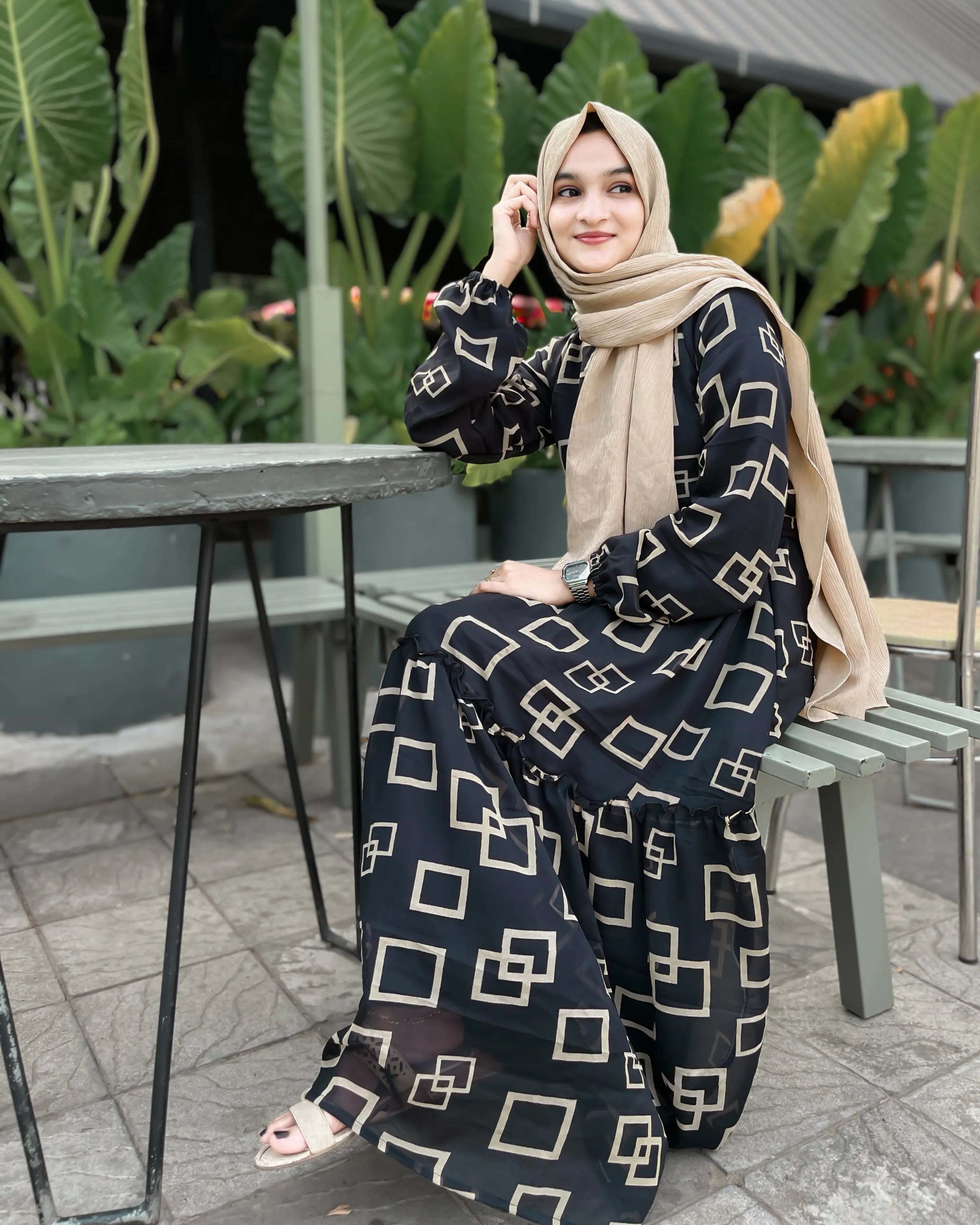Yezwe Black Maxi Dress Modest Wear with Geometric Patterns for Stylish Comfort