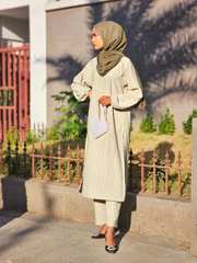 Yezwe modest co-ord set featuring a long top and matching pants for a stylish and elegant look