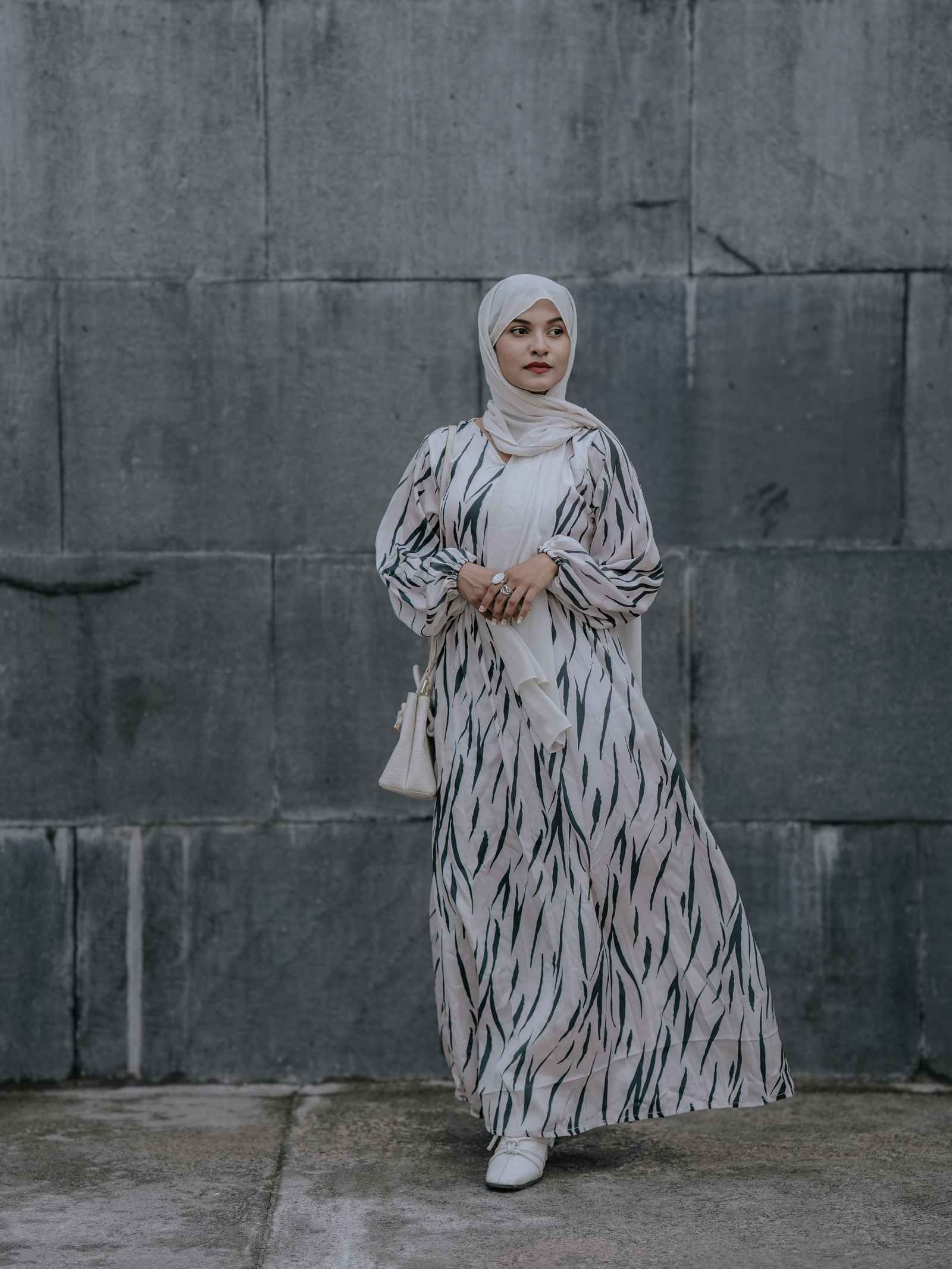 Yezwe V-neck modest dress in stylish print with flowing fabric, perfect for any occasion