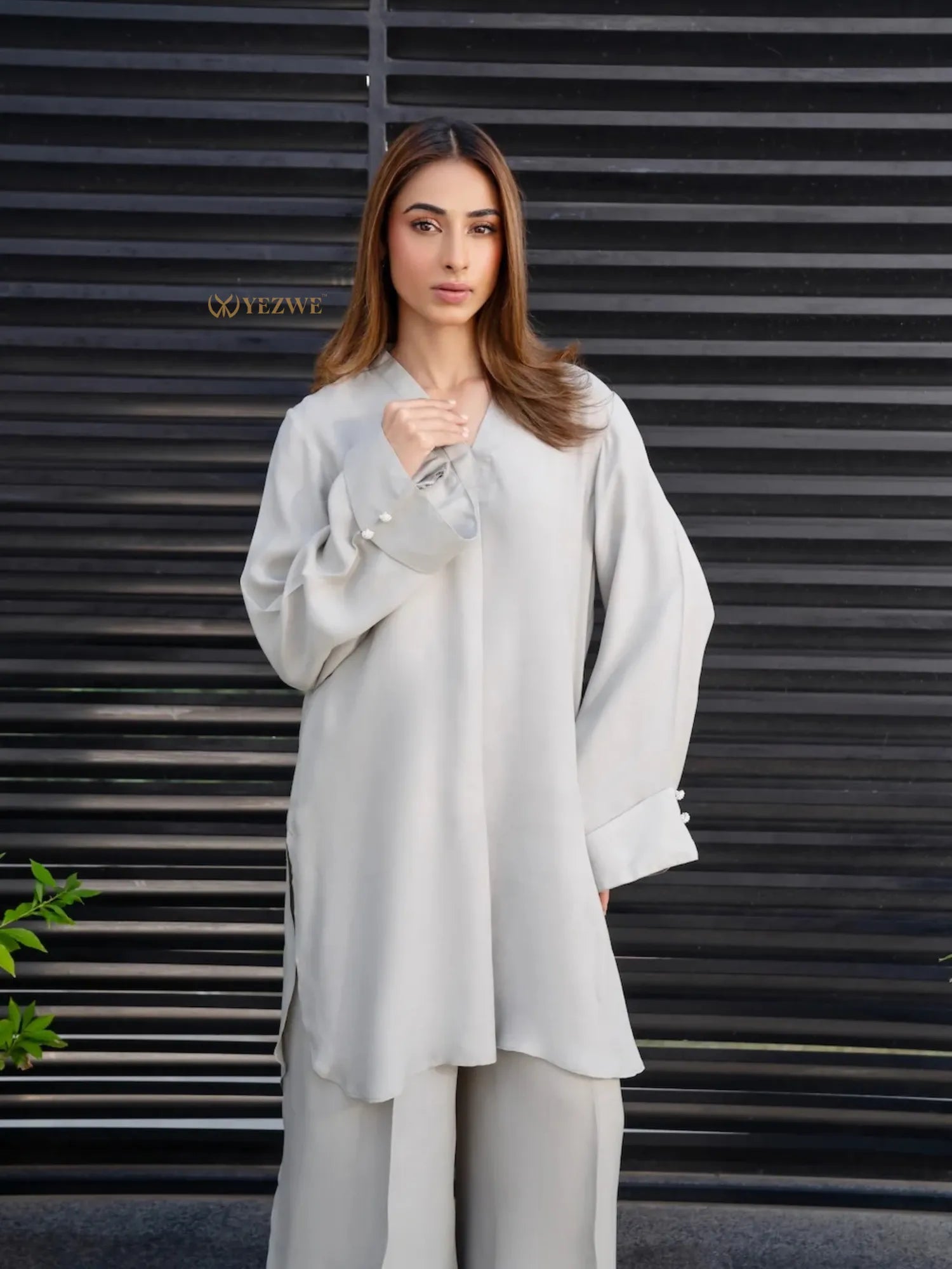 YEZWE Co-Ord Set featuring a loose light gray long top and wide-leg pants for stylish comfort