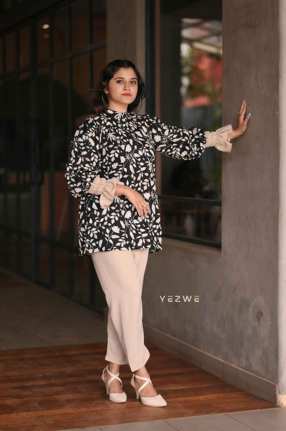 Modest floral print co-ord set featuring a stylish top and elegant pants from Yezwe