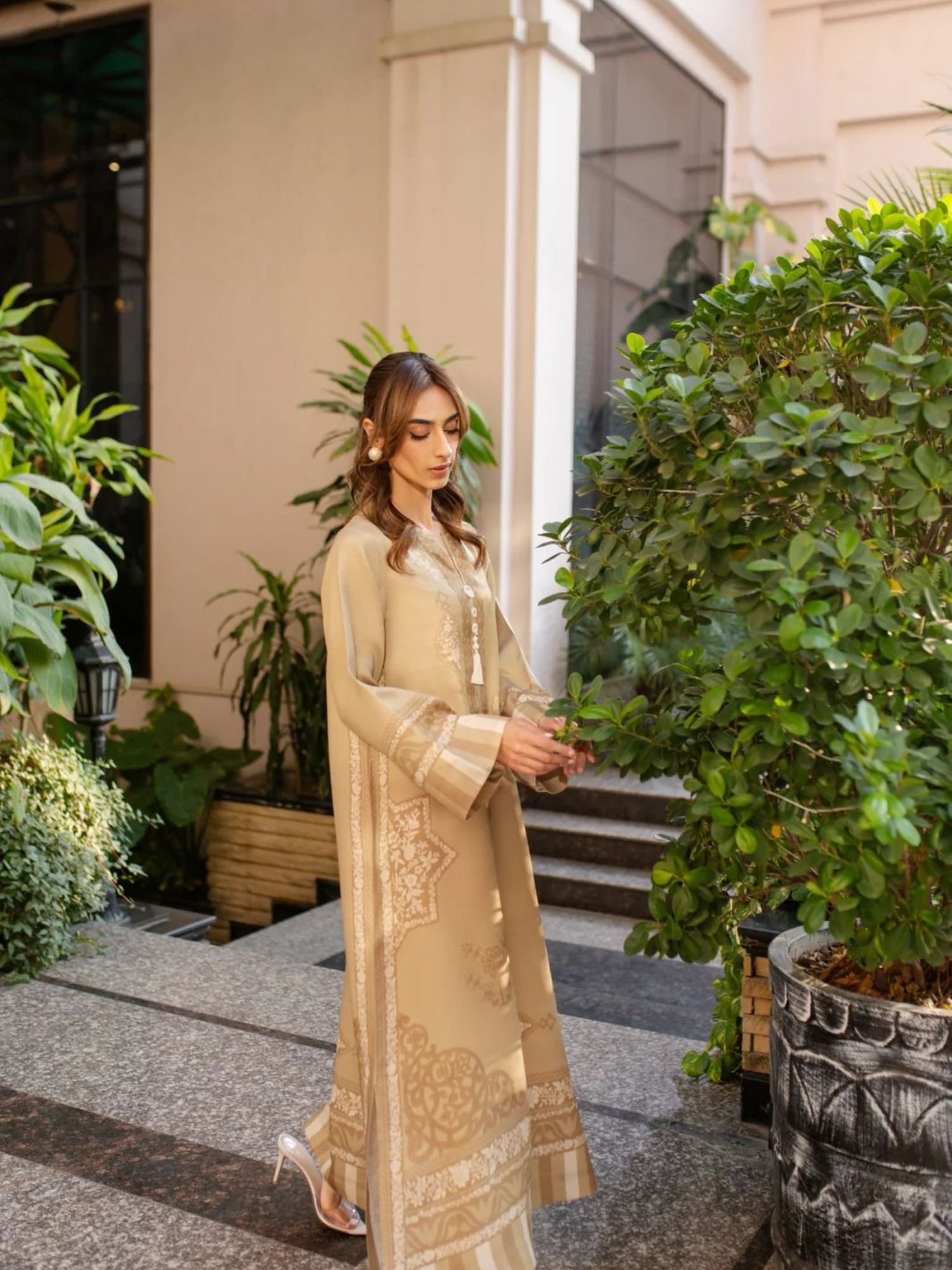 YEZWE Modest Wear Jalabiya Golden and Dull Full Length Comfortable Jalabiya Dress | Pre-Booking in a chic outdoor setting